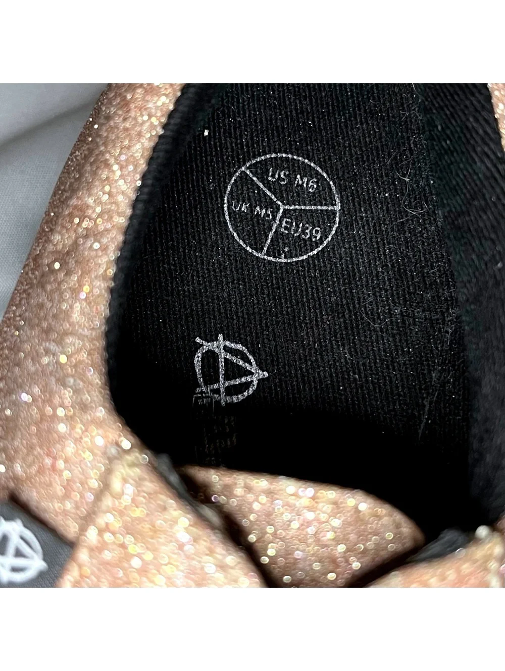 T.U.K. Anarchic Rose Glitter 3 D-Ring Creepers T2266 Men’s 6 Women’s 8